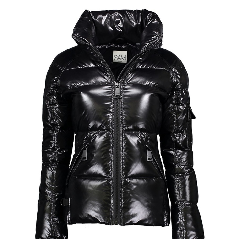SAM. Black puffer coat
